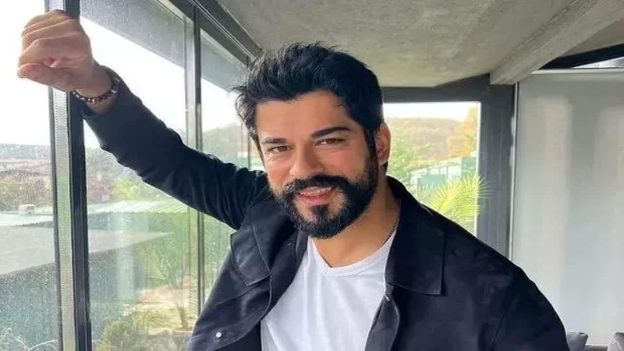 Foto - "Her şeyini satıyor" denilmişti! Burak Özçivit, Türkiye’yi terk mi ediyor? 