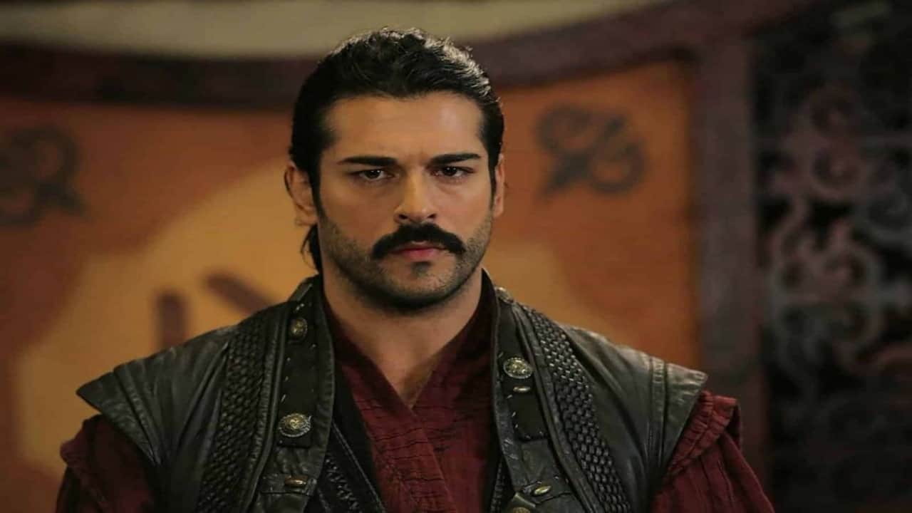 "Her şeyini satıyor" denilmişti! Burak Özçivit, Türkiye’yi terk mi ediyor? 
