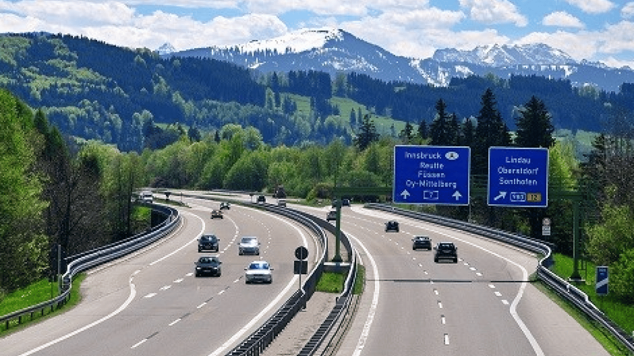 Foto - Herkes ne olduğunu merak ediyor: İşte trafikteki 5 çizgili tabelanın anlamı!