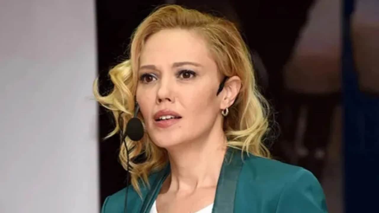 Foto - Herkes 'Nerede, bu kadına ne oldu' diye soruyordu: TRT spikeri Tijen Karaş'la ilgili kötü haberi duyurdu