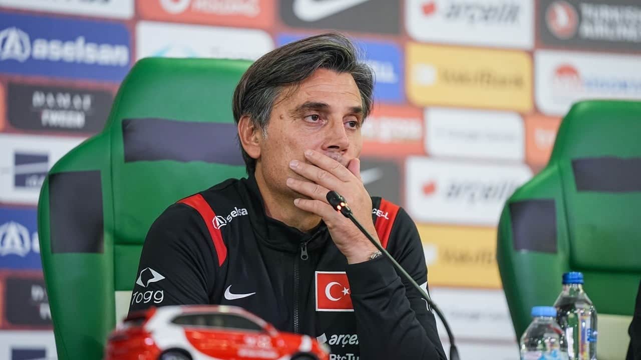 Foto - Hezimet skor sonrası ortalık toz duman: Barış Alper 'olmayan' forvetin arkasında oynuyor gibi!