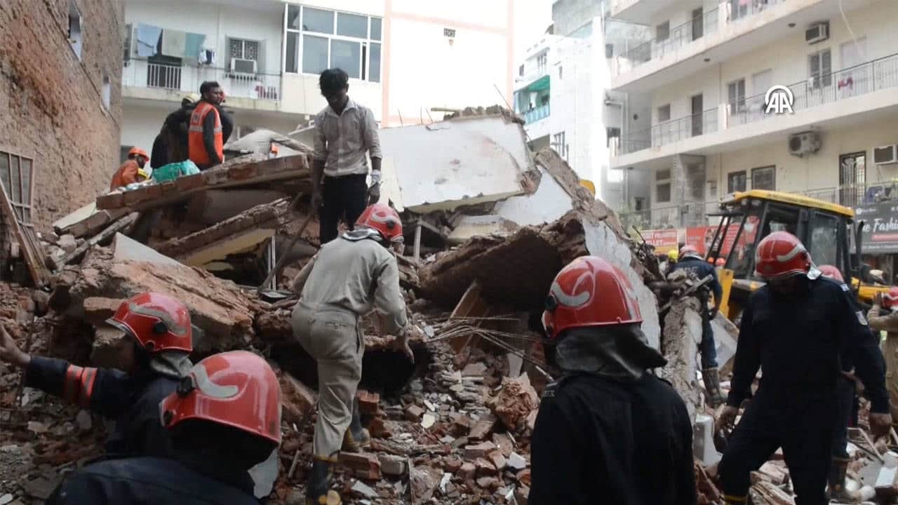 Foto - Hiçbirinin kaçmaya fırsatı olmadı! Öğrenci yurdu bir anda çöktü: 6 ölü