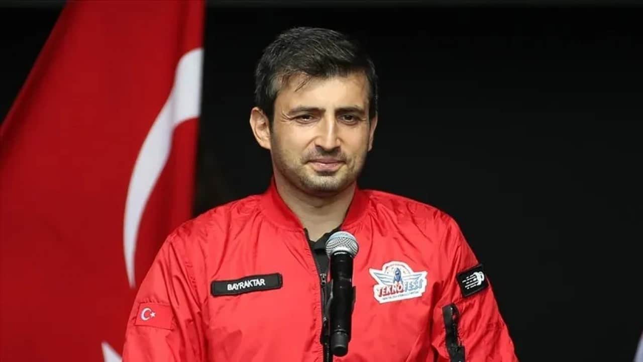 Foto - Hilal Kaplan Selçuk Bayraktar'ın en büyük itirazını açıkladı