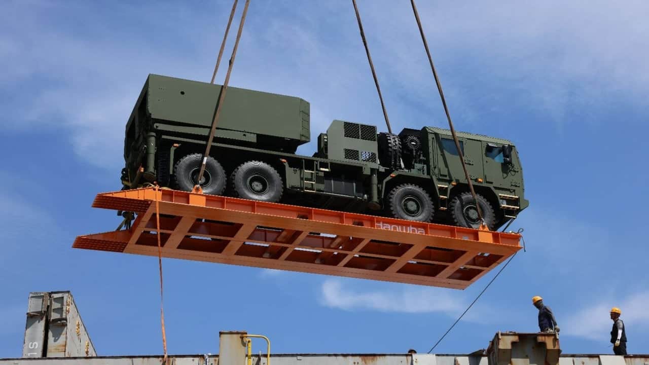 Foto - HIMARS’a rakip geldi: 300 kilometre menzilli canavar sistemler yola çıktı