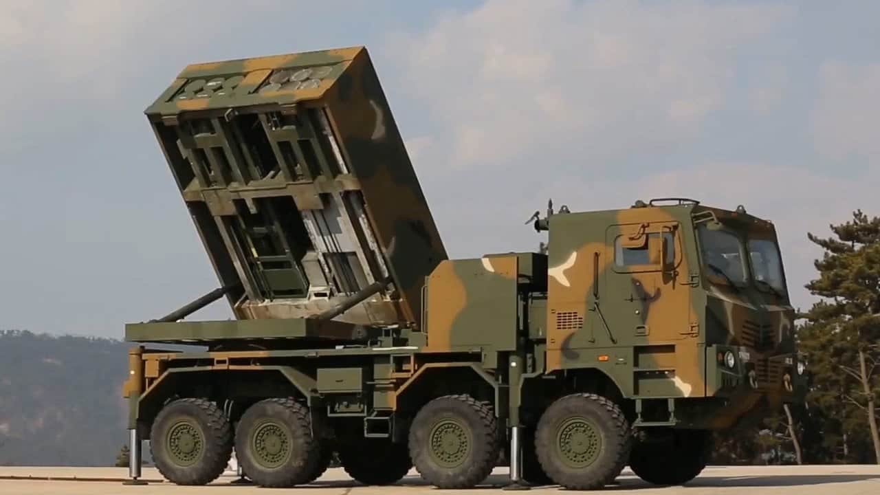 Foto - HIMARS’a rakip geldi: 300 kilometre menzilli canavar sistemler yola çıktı