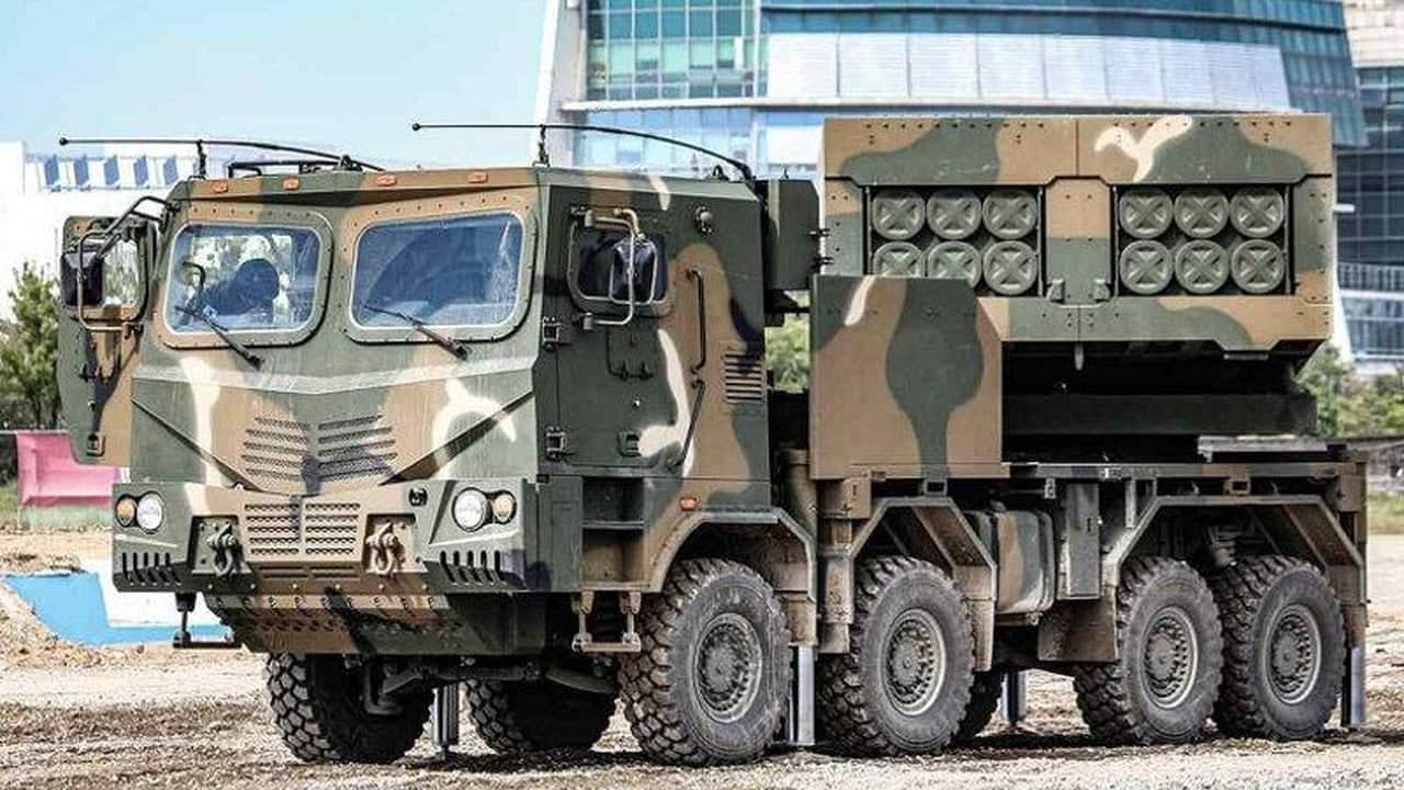 Foto - HIMARS’a rakip geldi: 300 kilometre menzilli canavar sistemler yola çıktı