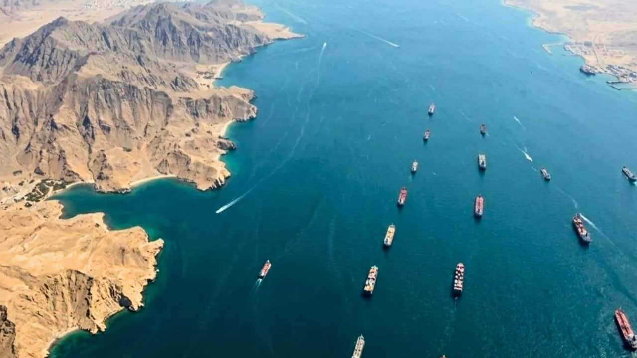 Foto - Hürmüz Boğazı’nda gerilim tırmanıyor! Petrol tankerlerine saldırı
