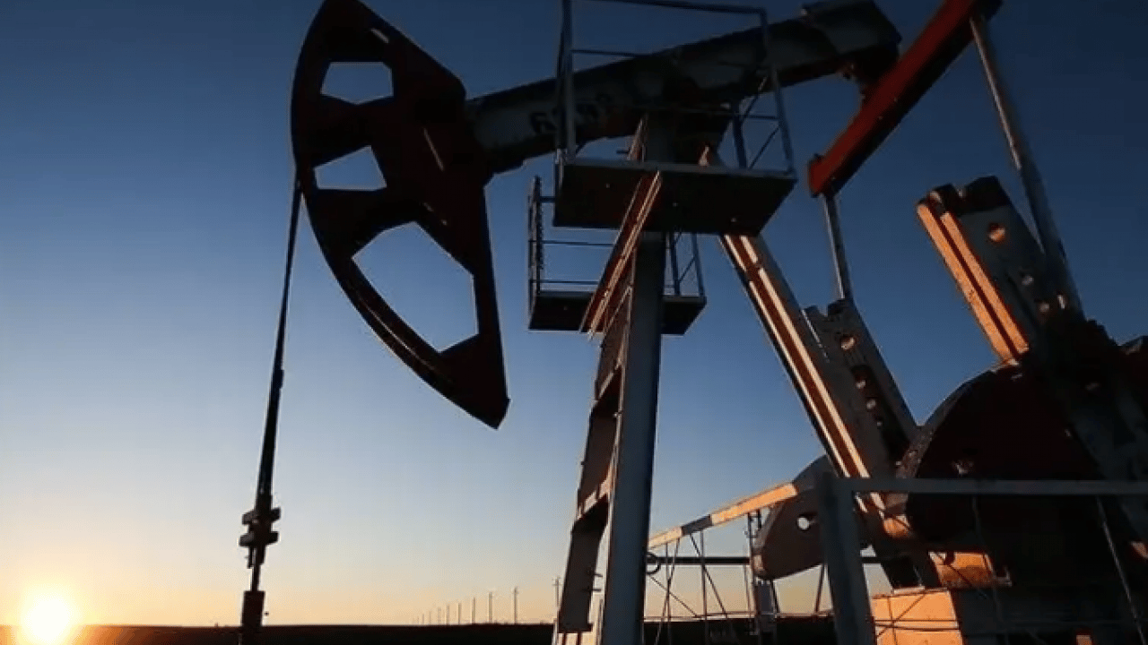 Foto - Hürmüz’de sınırlı rahatlama: Brent petrolün fiyatı geri çekildi