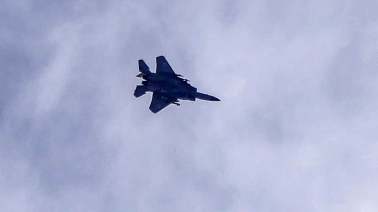 Foto - Husilere hava saldırısı! Uçaklar bomba yağdırdı