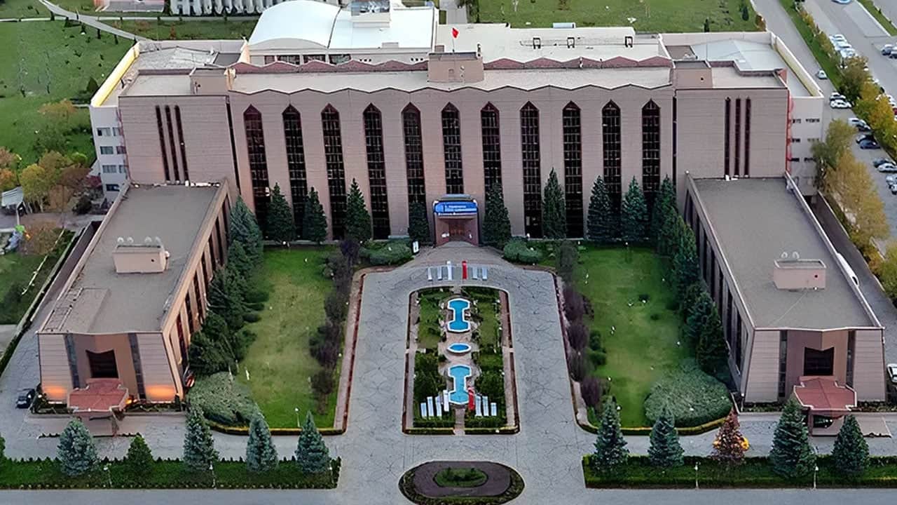 Foto - Hz. Muhammed'i 'güzel örnek' olarak takdim eden Kur'an-ı Kerim: Uluslararası Mevlid-i Nebi Sempozyumu'nun detayları yayımlandı