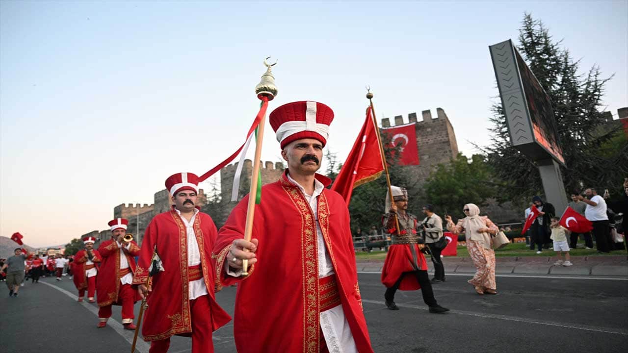 Foto - İç Anadolu’da 15 Temmuz ruhu! Vatandaşlar yoğun ilgi gösterdi