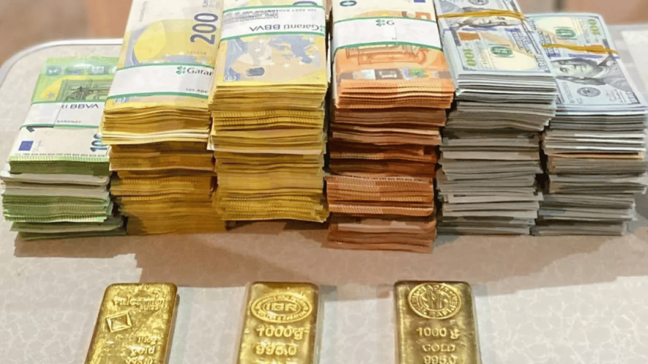 Foto - İçi para dolu 1 çanta rüşvete ilginç savunma: İnanmak isteyen buyurun inansın