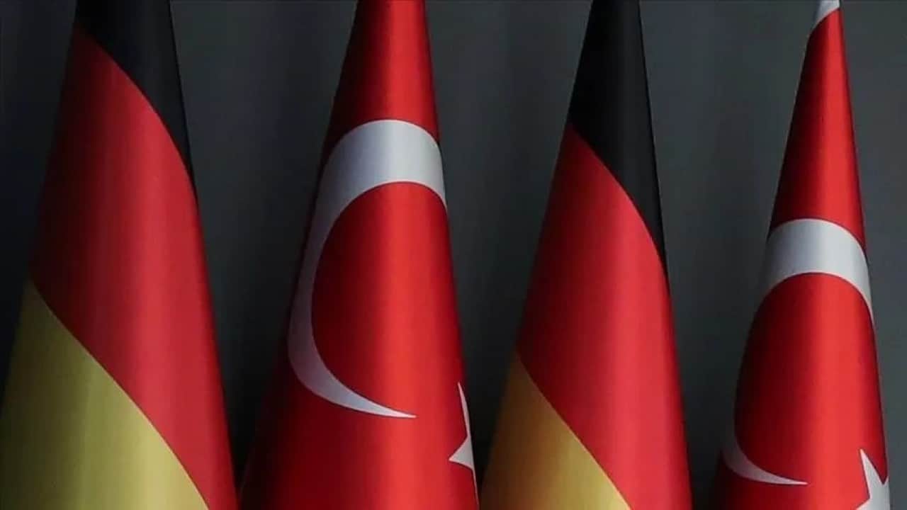 Foto - İddialar doğru çıktı: Türkiye'den Yıldırımhan ve Tayfun füzesini istediler