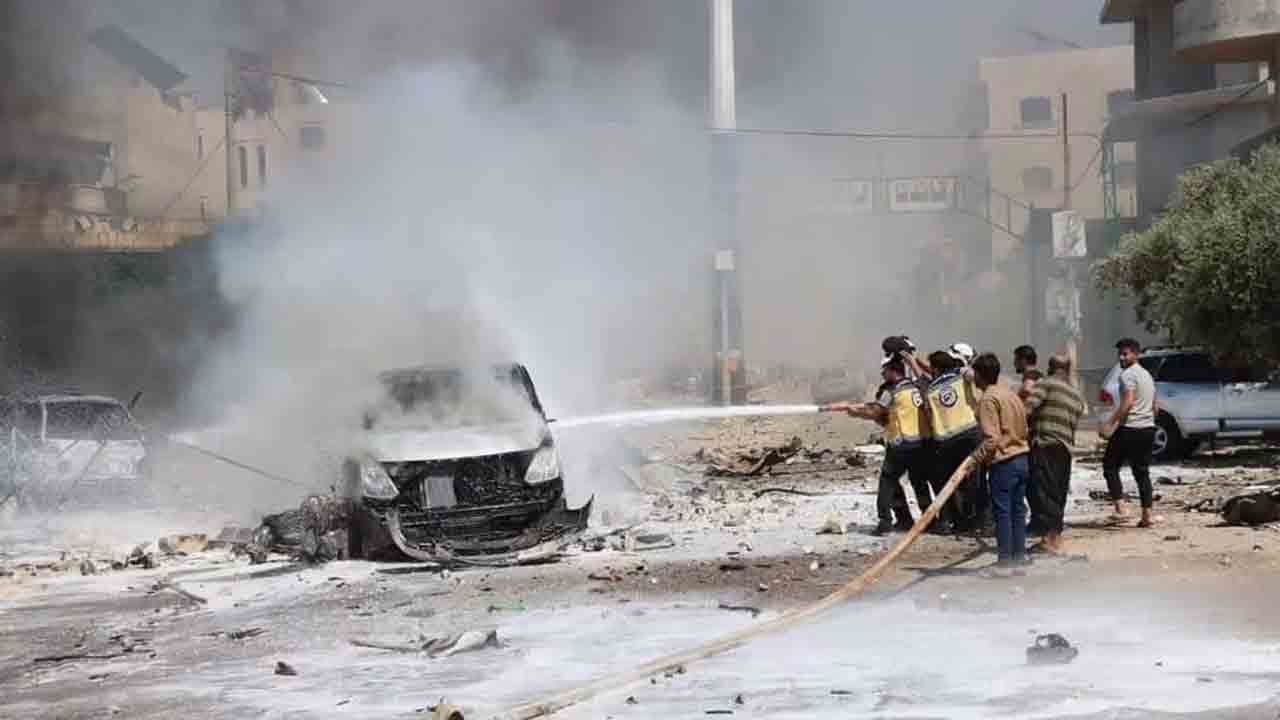 Foto - İdlib'de bombalı araç dehşeti: 5 ölü, 7 yaralı!