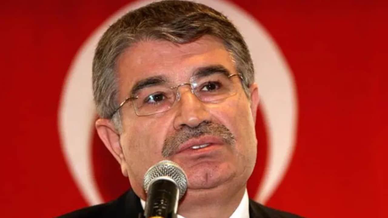 Foto - İdris Naim Şahin kimdir?