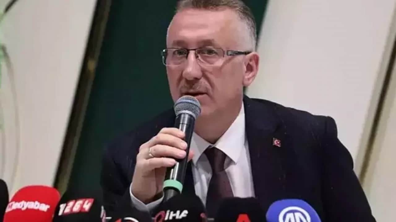 Foto - İhraç talebiyle disipline sevk edilmişti! AK Partili belediye başkanı 'şimdilik istifa ediyorum' diyerek kararını duyurdu