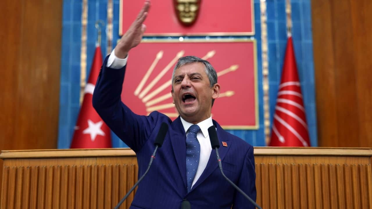 İlk defa açıkladı! Özgür Özel’den, gündemi sarsacak "yeni parti" itirafı