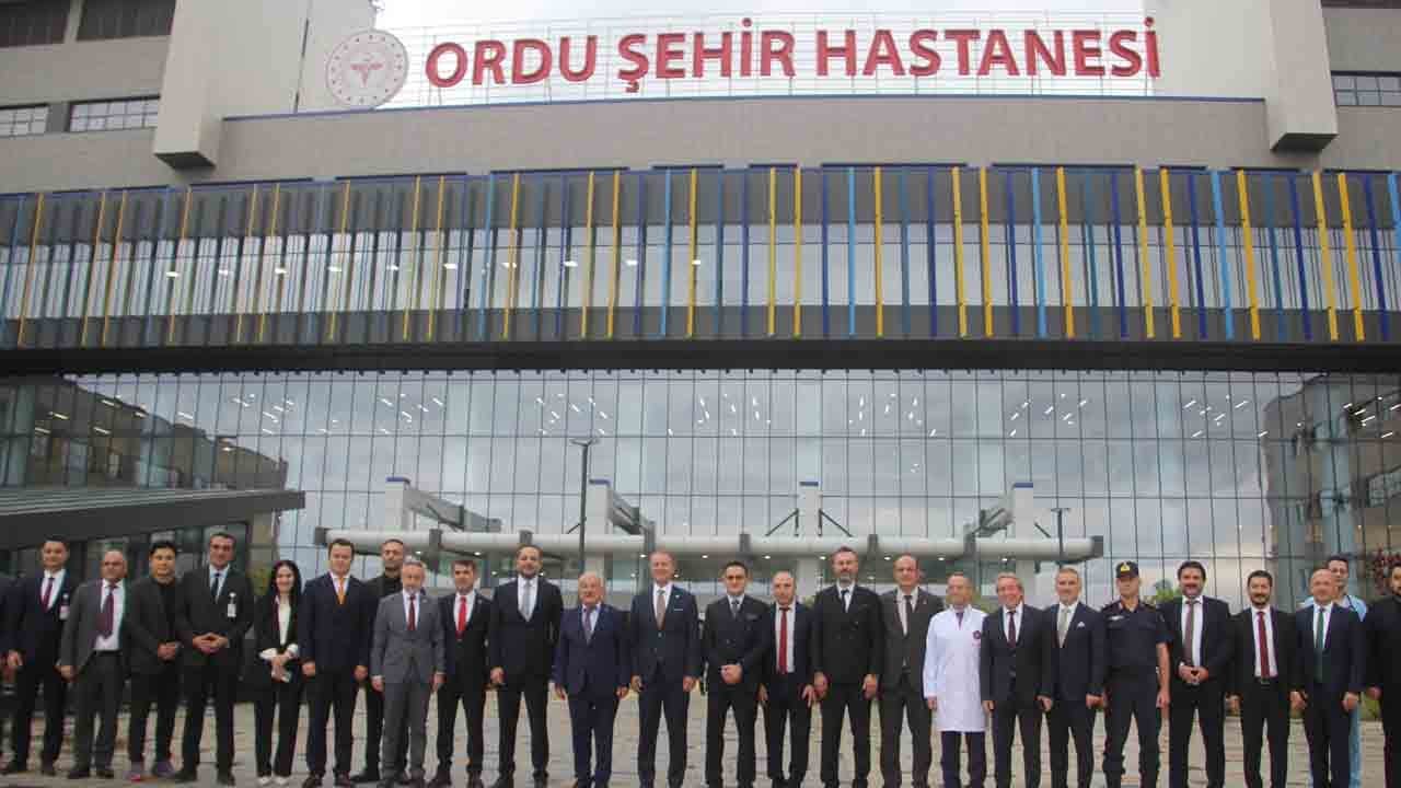 Foto - İlk muayene protokol üyelerine: Ordu’nun dev hastanesi hasta kabulüne başladı