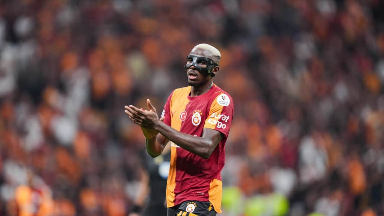 Foto - İlker Yağcıoğlu'nun Osimhen'e hitap şekli gündem oldu! Leao geldi, Batrakov geldi ve...