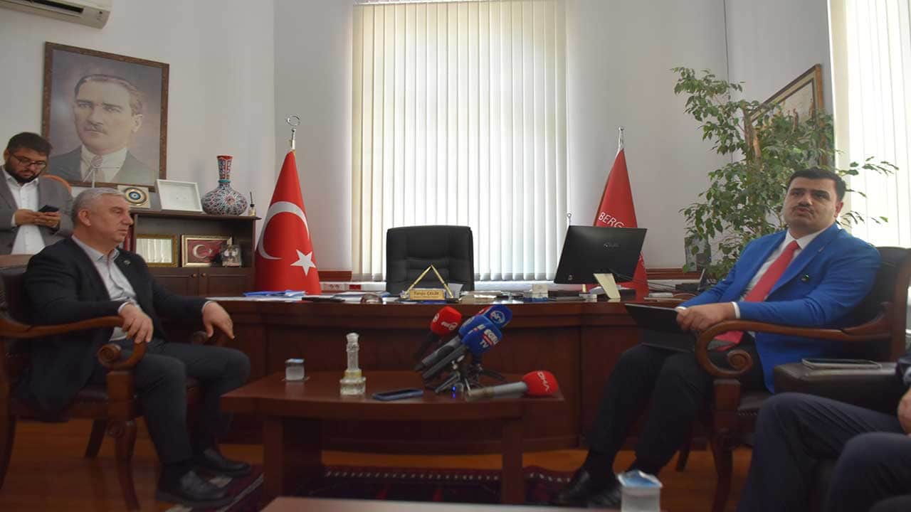Foto - İnan’dan CHP’li belediyelere tokat gibi cevap! Krediler gün gibi ortadayken kimse ‘engelleniyoruz' demesin