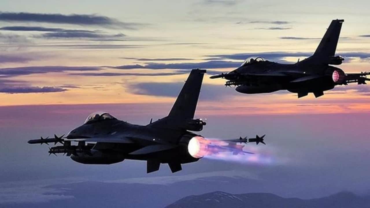 Foto - İnfiale yol açan "savaş" iddiası! Türk F-16’ları hareketlendi, Cumhurbaşkanlığı hemen açıklama yaptı