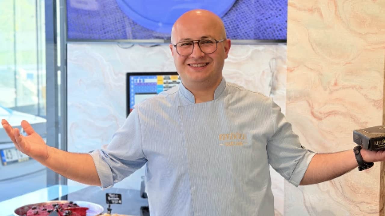 İnsanlar tahinin kıymetini bilmiyor diye 'Tahinli Baklava' üretiyor!