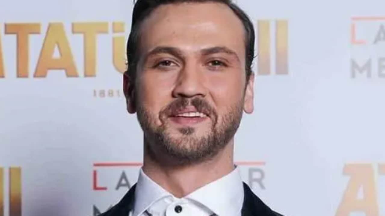 Foto - Instagram bot hesapları sildi: En çok takipçisi olan Türk ünlü belli oldu!