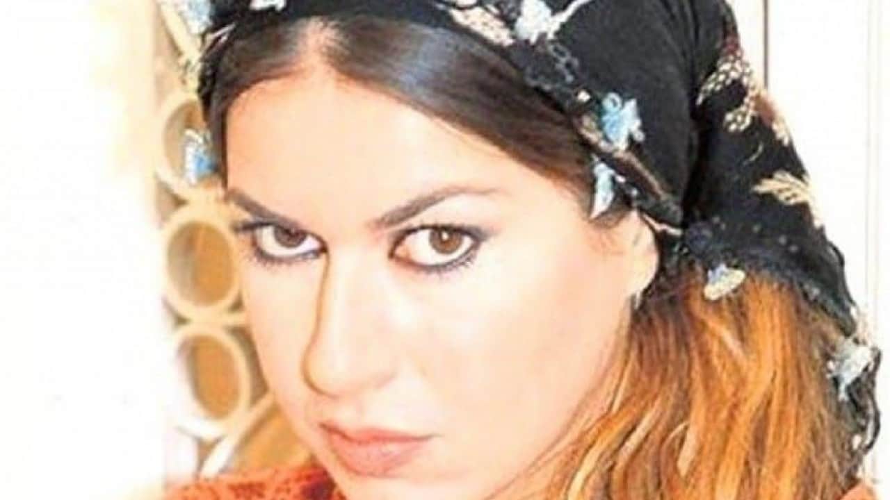 Foto - İpek Tuzcuoğlu'ndan gündeme oturan namaz itirafı: Çok utandım