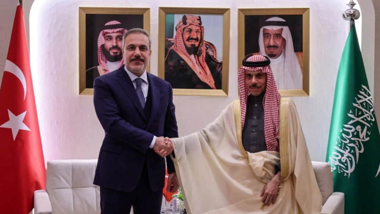 Foto - İran ve Suriye'de tansiyon yükselirken Türkiye ile Suudi Arabistan'dan flaş hamle geldi