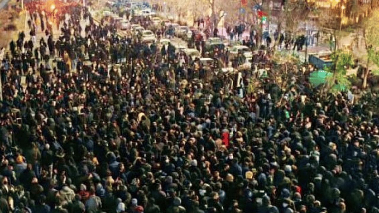 Foto - İran'da sokaklar ceset torbalarıyla doldu: Ölü sayısı belli oldu!