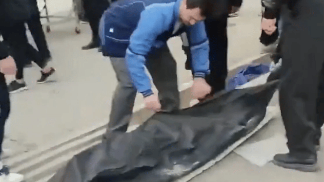 Foto - İran'da sokaklar ceset torbalarıyla doldu: Ölü sayısı belli oldu!
