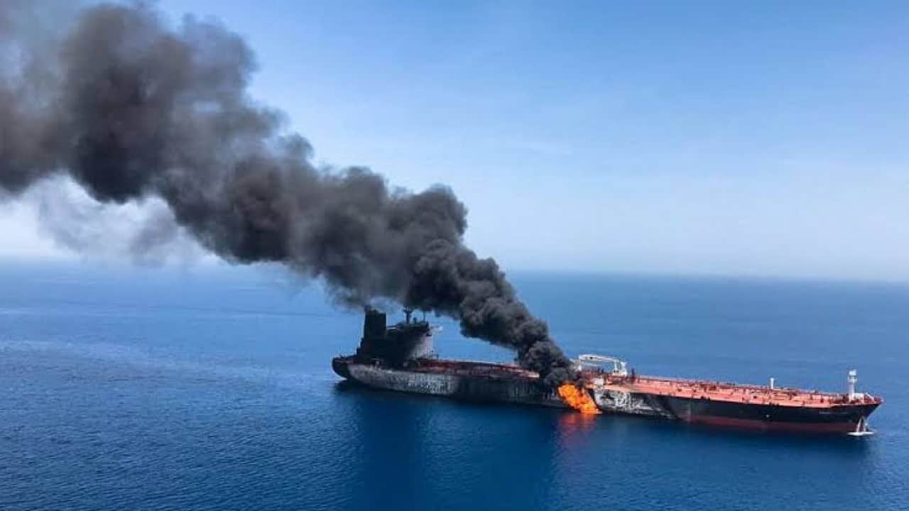 Foto - İran’dan Kuveyt ve Bahreyn limanlarındaki tankerlere tahliye uyarısı