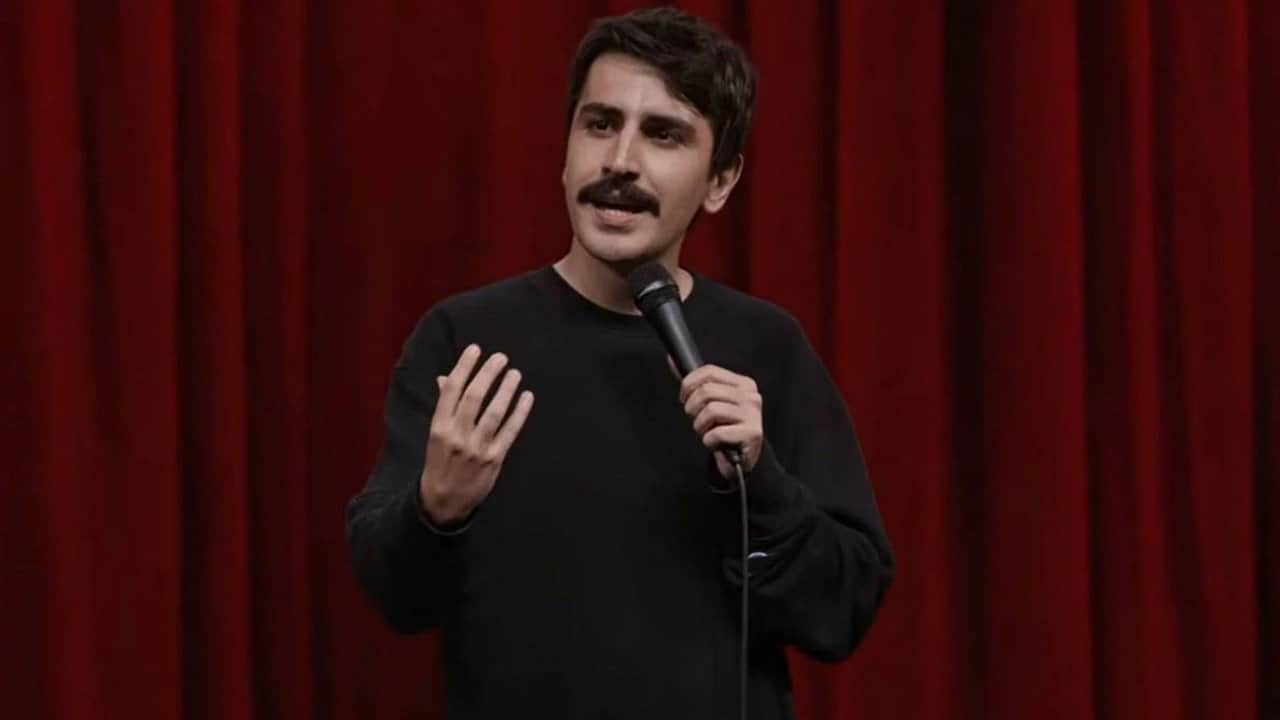 Foto - İslam’a kin kusunca tutuklanmıştı! Cumhurbaşkanı Başdanışmanı, soytarı Deniz Göktaş’a haddini böyle bildirdi