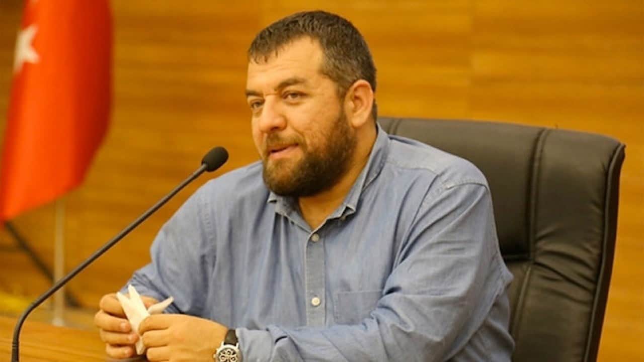 Foto - İsmail Kılıçarslan'dan olay sözler: Saklanmayın Erdoğan'ın arkasına! Delikanlı gibi bir borç ödeyin ve kendinizi ele verin