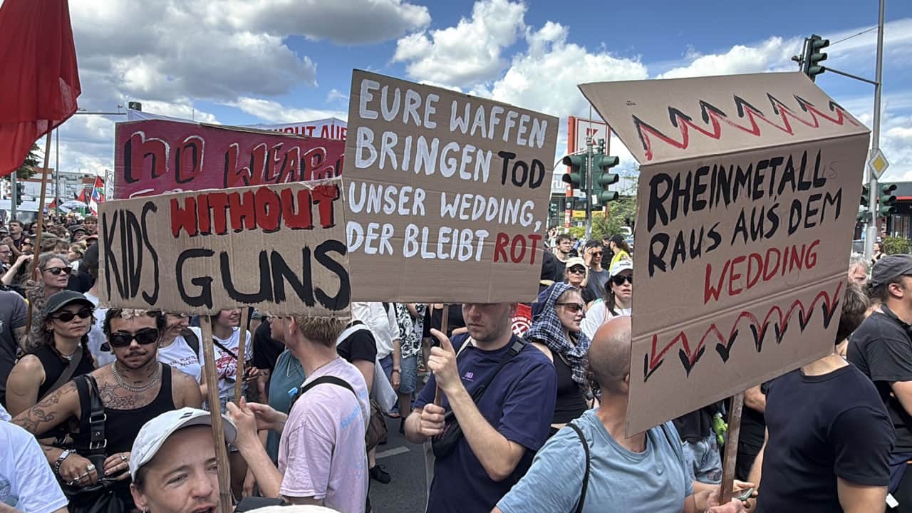 Foto - İsrail için mühimmat üretiyorlar! Almanya'da Rheinmetall protestosuna polis müdahalesi