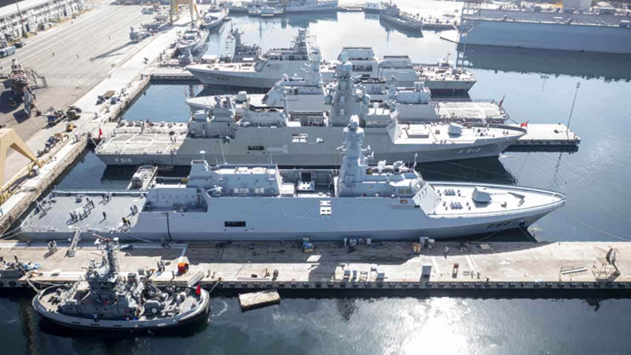 Foto - İsrail ve Yunanistan titreyecek: Oramiral Ercüment Tatlıoğlu 61 savaş gemisini kamuoyuna duyurdu