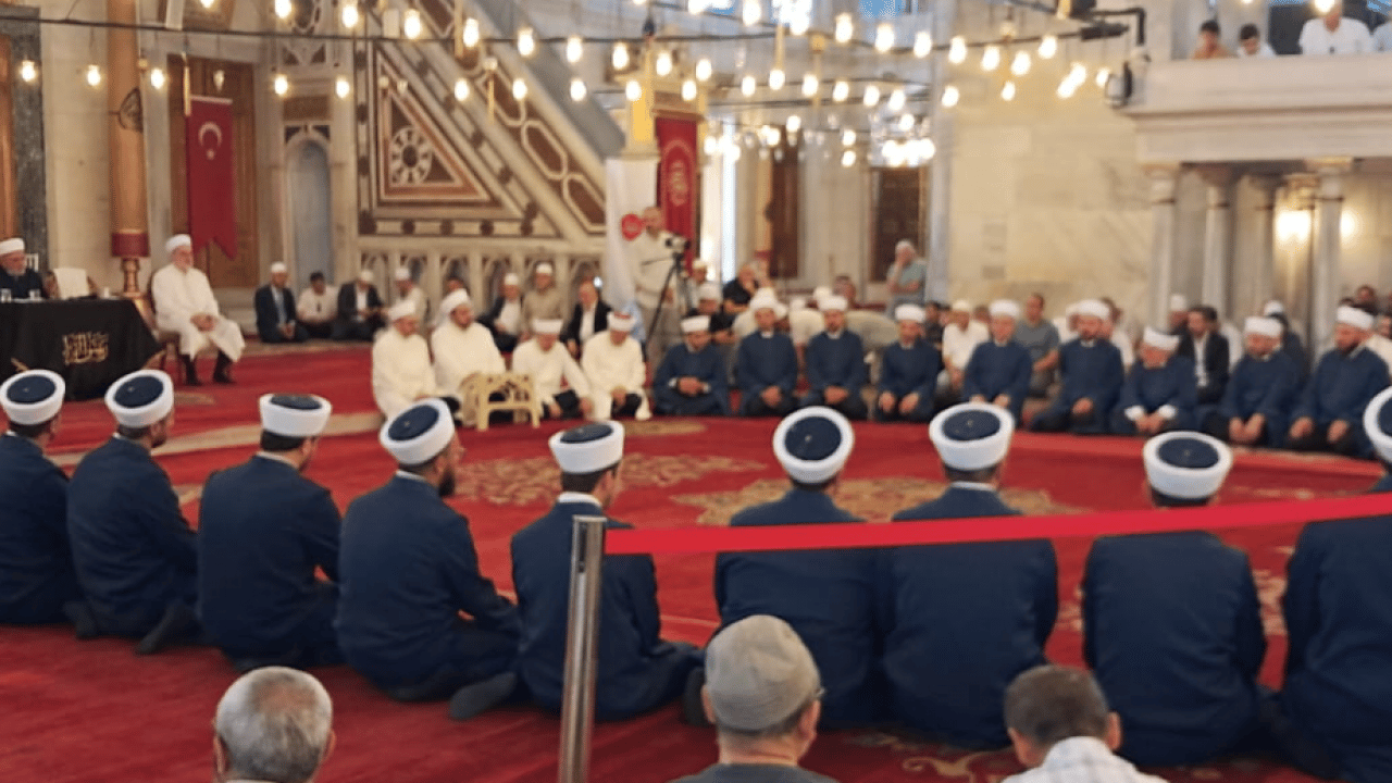 Foto - İstanbul Anadolu Dini İhtisas Merkezi Müdürlüğü 1. Dönem Aşere Takrib icazet merasimi düzenlendi