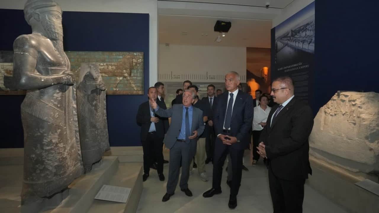 Foto - İstanbul Arkeoloji mizelerinde tarihi dönüşüm: 54 bin çini tek tek restore edildi 