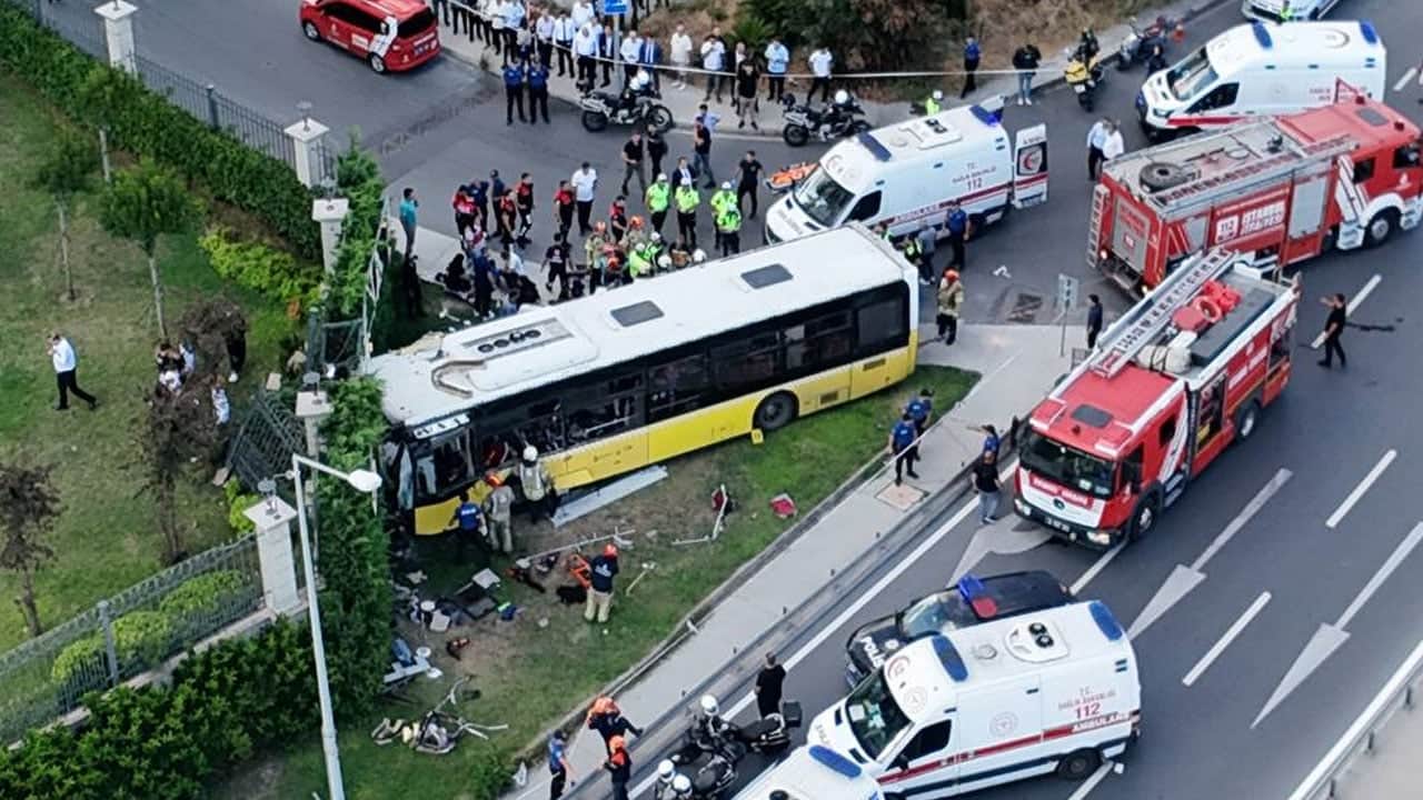 Foto - İstanbul’da CHP’ye oy verenler bile bin pişman! İBB’nin ulaşım terörüne artık ‘dur’ denilsin!