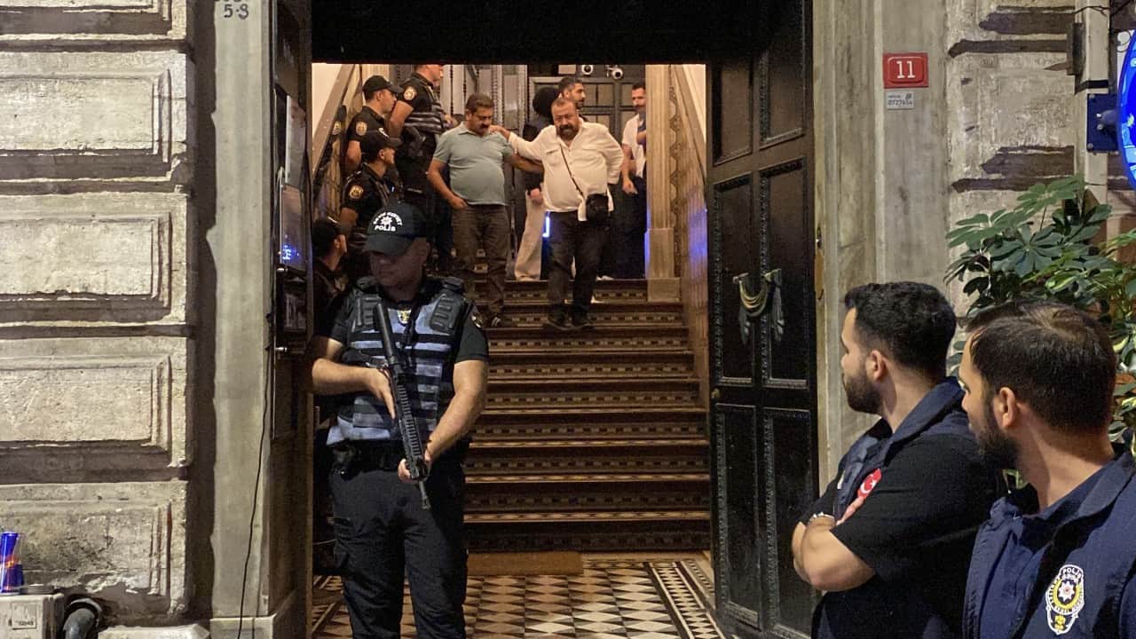 Foto - İstanbul'da çok sayıda mekâna baskın! Polis ve Jandarmadan ortak operasyon