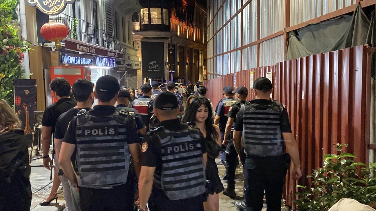 Foto - İstanbul'da çok sayıda mekâna baskın! Polis ve Jandarmadan ortak operasyon
