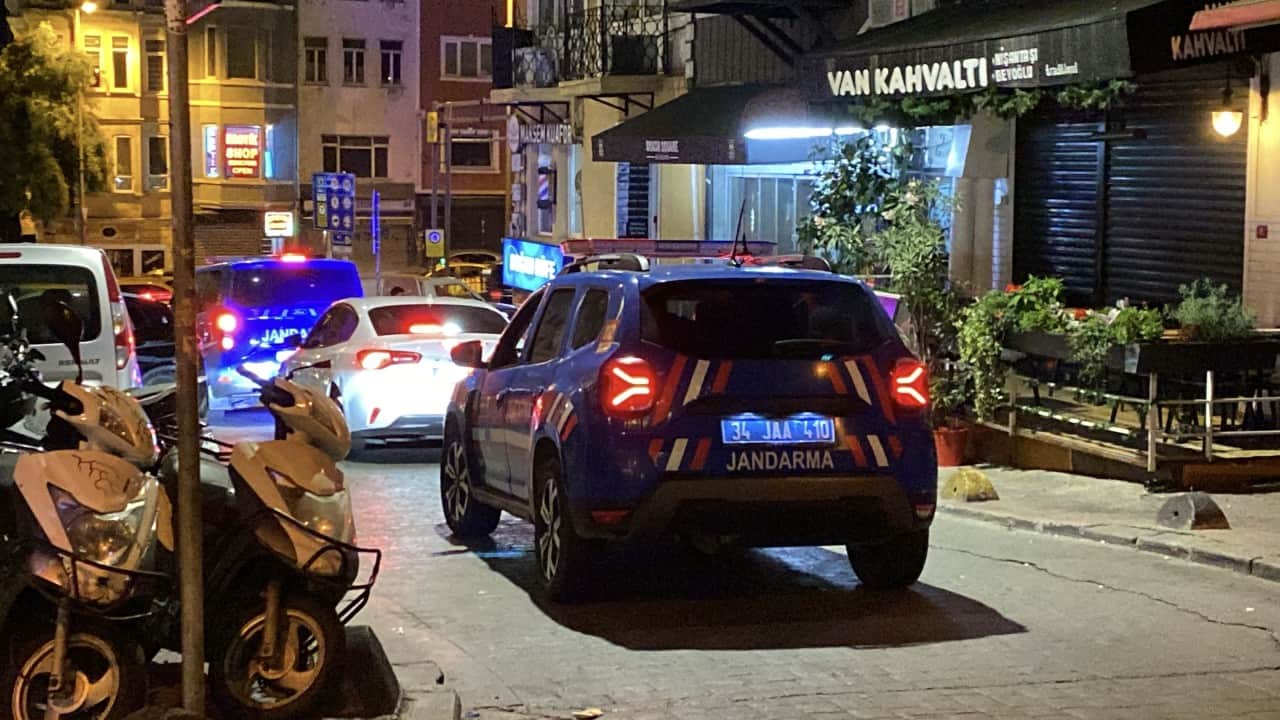 Foto - İstanbul'da çok sayıda mekâna baskın! Polis ve Jandarmadan ortak operasyon