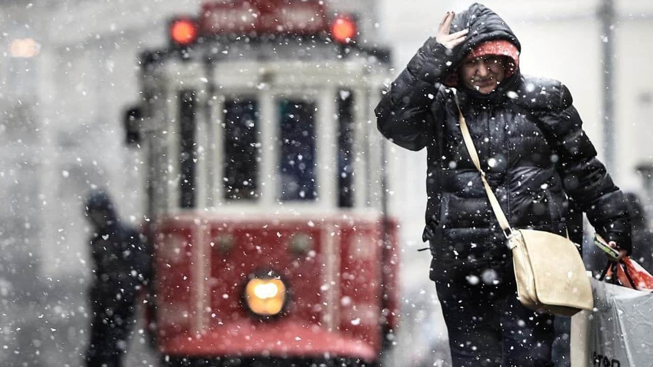 Foto - İstanbul’da kar sürprizi! Dikkat çeken kış tablosu ortaya çıktı