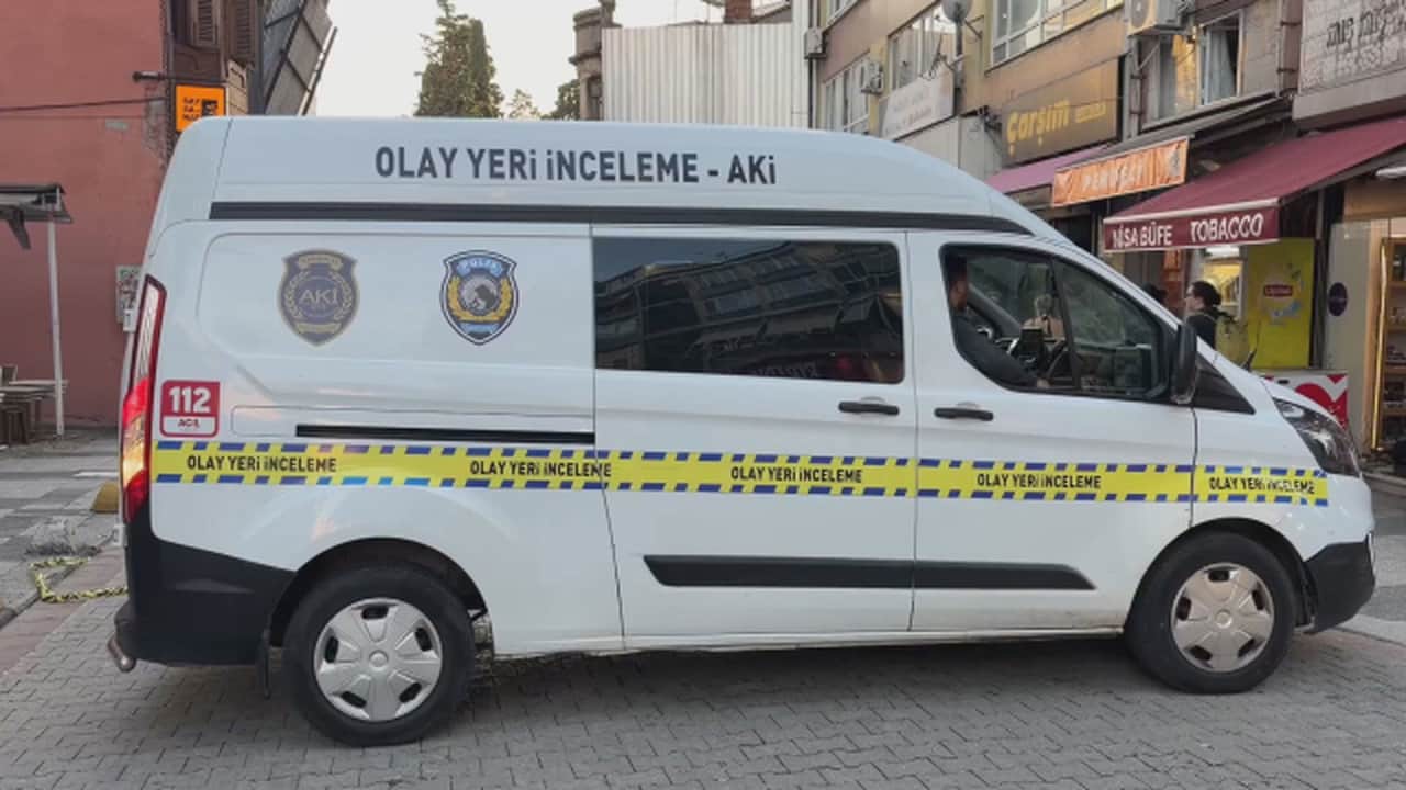 Foto - İstanbul’da sokak ortasında vurulmuştu! Kurşunların hedefi olan isim, ekranların tanınan yüzünün oğlu çıktı