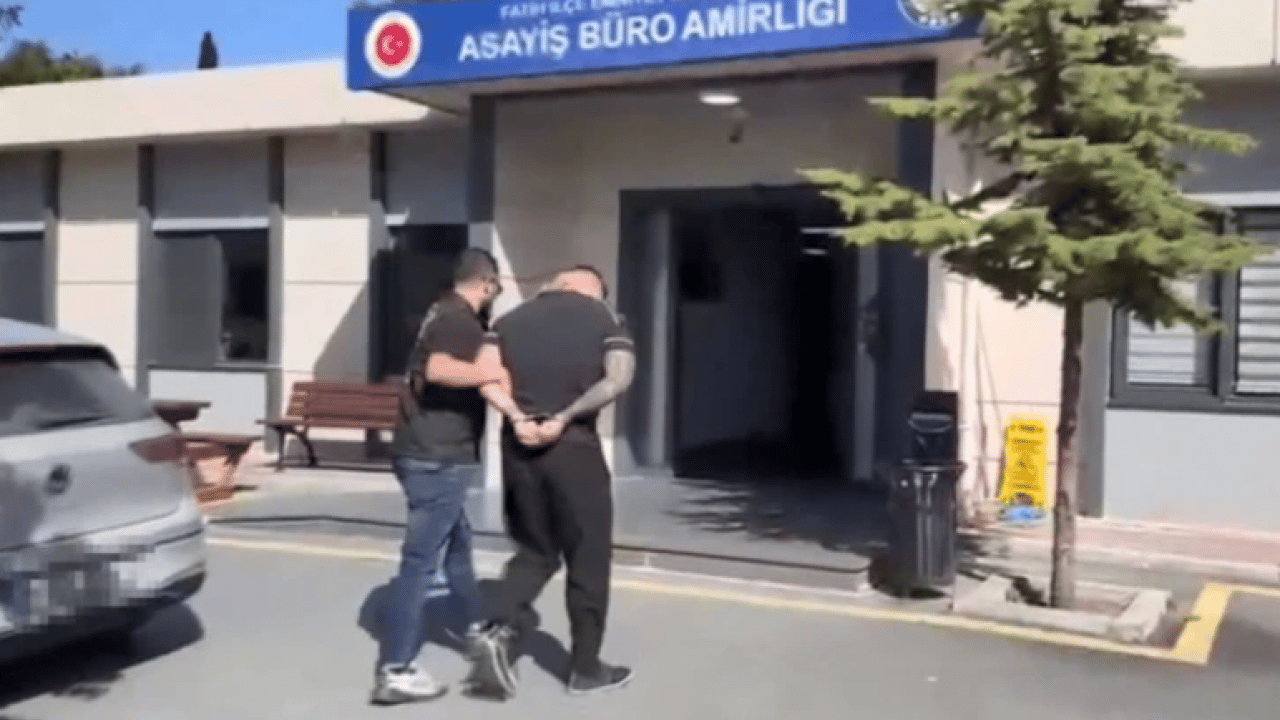 Foto - İstanbul'da taksici terörü: Ücreti beğenmedi için yaşlı çifti dövdü!