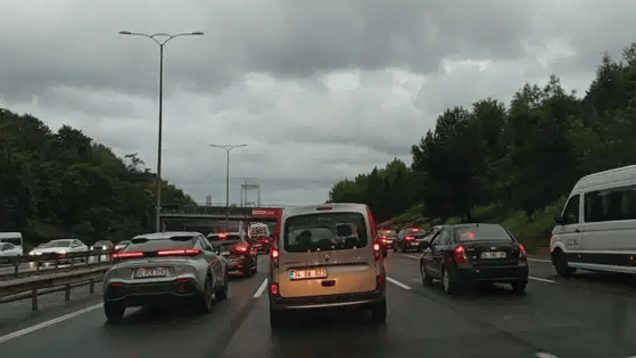 Foto - İstanbul'da trafik durma noktasına geldi! Yolculuk süresi 2 saate yaklaştı!