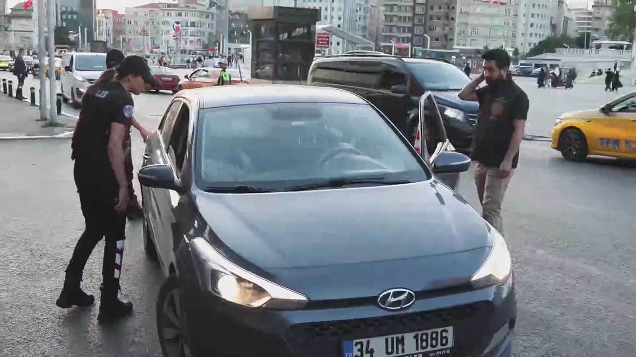 Foto - İstanbul’da yapılacaklar için helikopter bile havalandı! İşte Taksim’de yaşananlar…