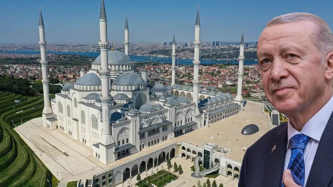 Foto - İstanbul'un son simgesi gün batımında büyüledi!