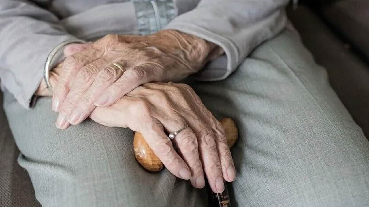 Foto - İşte, 5 soruda yaşlı bakım sigortası! 9,6 milyon kişiyi ilgilendiriyor… Yaşlılar için yeni sigorta modeli geliyor