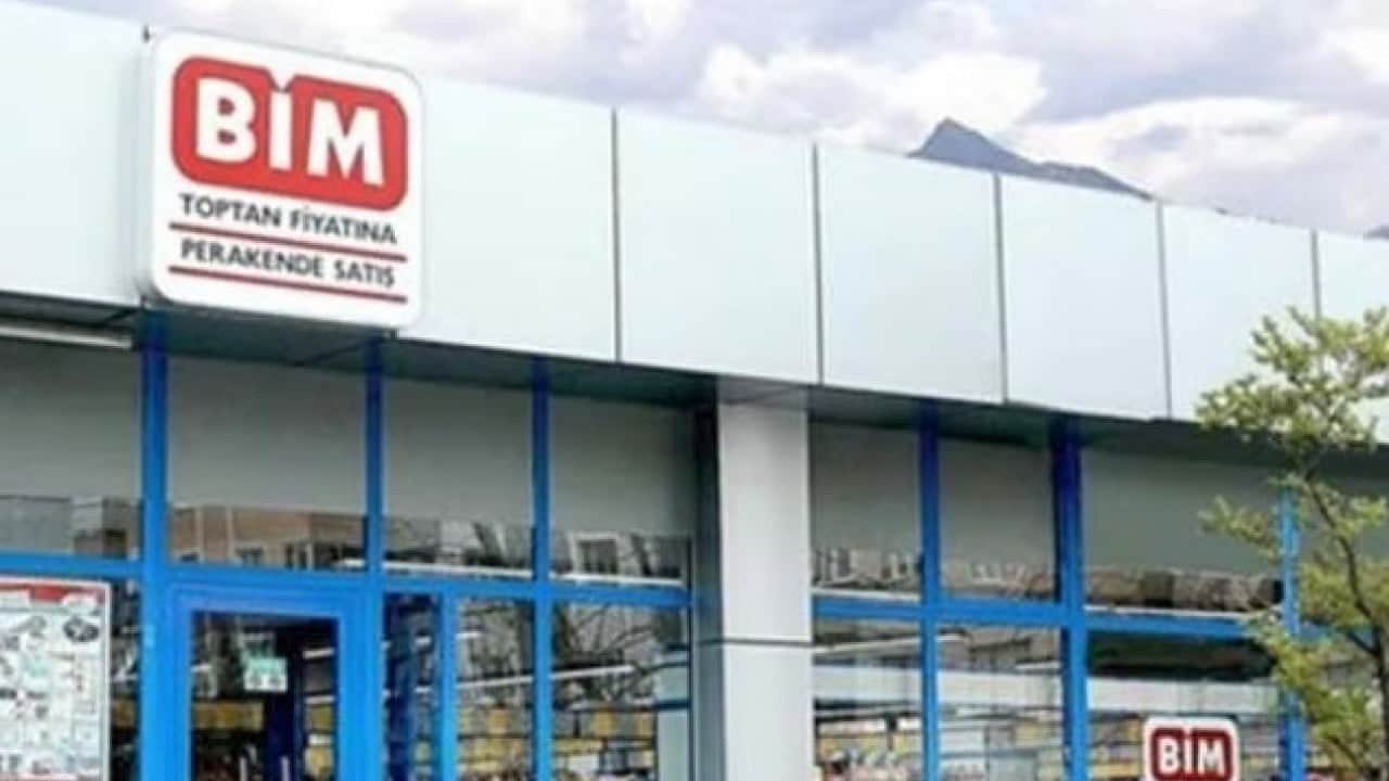 İşte BİM’in 11-15 Eylül fırsatları…! Qled televizyon, şarjlı süpürge, buharlı ütü… Bu fırsat kaçmaz!